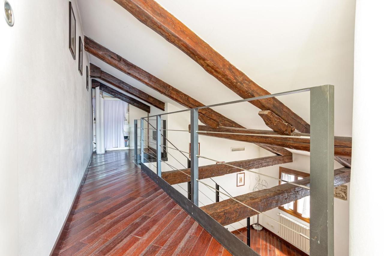 Rialto Canal View Apartment Venice Exterior photo