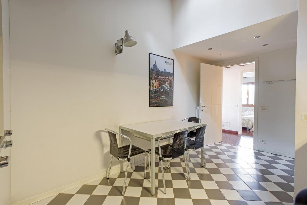 Rialto Canal View Apartment Venice Exterior photo
